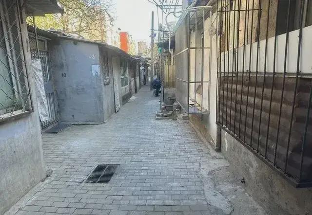 私搭乱建居民想提升小区环境的愿望实现了凯发k8国际首页登录拆除700平方米(图2)