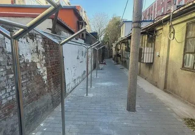私搭乱建居民想提升小区环境的愿望实现了凯发k8国际首页登录拆除700平方米(图7)